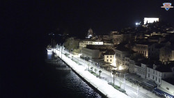 Nábřeží a město