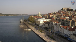 Nábřeží a město