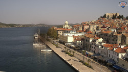 Nábřeží a město