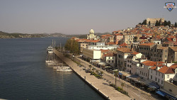 Nábřeží a město