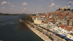 Nábřeží a město