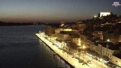 Nábřeží a město