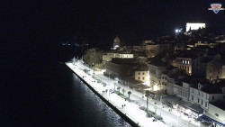 Nábřeží a město