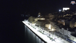 Nábřeží a město