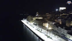 Nábřeží a město