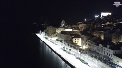 Nábřeží a město