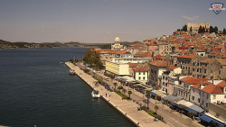 Nábřeží a město