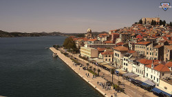 Nábřeží a město