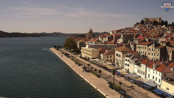 Nábřeží a město