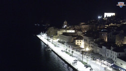 Nábřeží a město