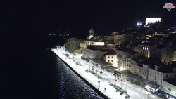 Nábřeží a město