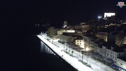 Nábřeží a město