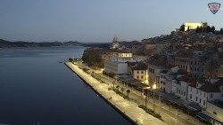 Nábřeží a město