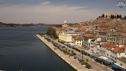 Nábřeží a město