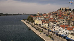 Nábřeží a město