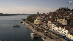 Nábřeží a město