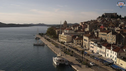 Nábřeží a město