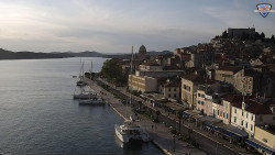 Nábřeží a město