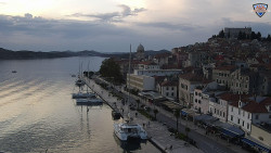 Nábřeží a město