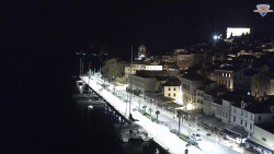 Nábřeží a město