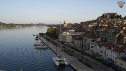 Nábřeží a město