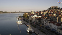 Nábřeží a město