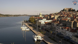 Nábřeží a město