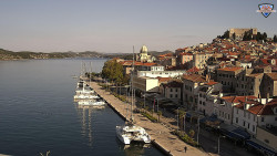 Nábřeží a město