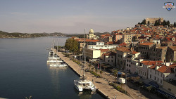 Nábřeží a město