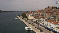 Nábřeží a město