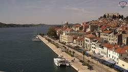 Nábřeží a město