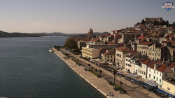 Nábřeží a město