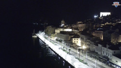 Nábřeží a město