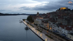 Nábřeží a město