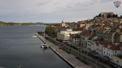 Nábřeží a město