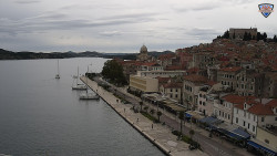 Nábřeží a město