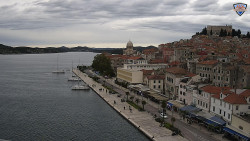 Nábřeží a město