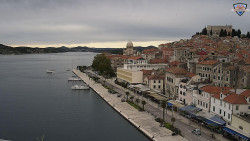 Nábřeží a město