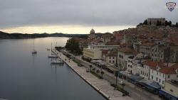 Nábřeží a město