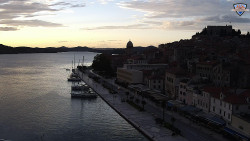 Nábřeží a město