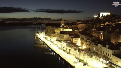 Nábřeží a město