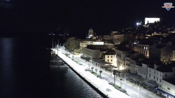 Nábřeží a město