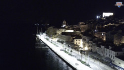 Nábřeží a město