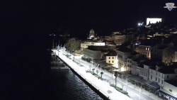 Nábřeží a město