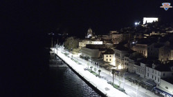 Nábřeží a město