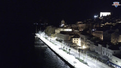 Nábřeží a město