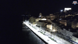 Nábřeží a město