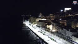 Nábřeží a město