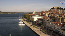 Nábřeží a město