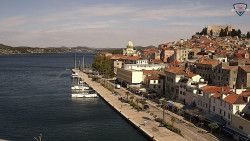 Nábřeží a město